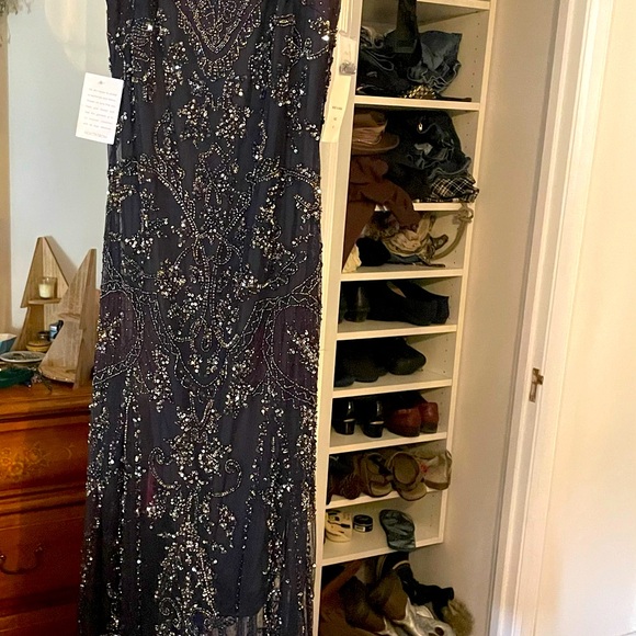 Beautiful beaded dress - new - Picture 1 of 7